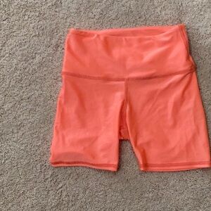 Tiger Friday triker shorts - radiance frosted coral